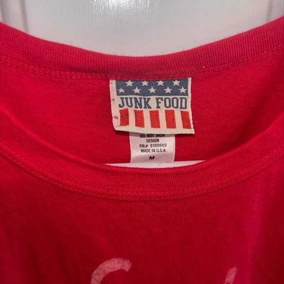 Junk Food New England Patriots Red Graphic Tee Women’s M Vintage Style USA - Picture 3 of 6